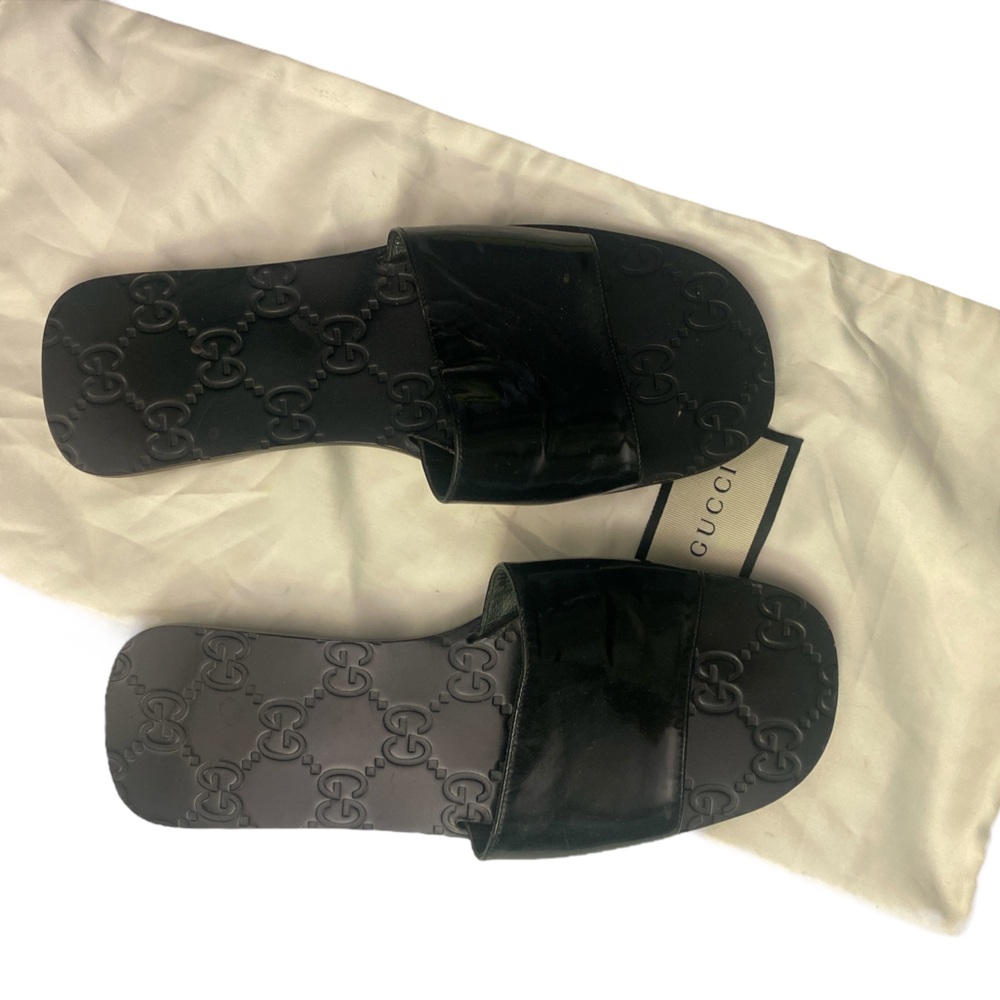 Gucci Black Embossed Logo Slides GUC 7.5-8